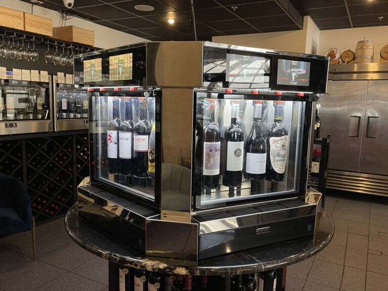 Oliver's Bistro (EN-US) 8 ember-oak-melbourne-wine-tower-hero