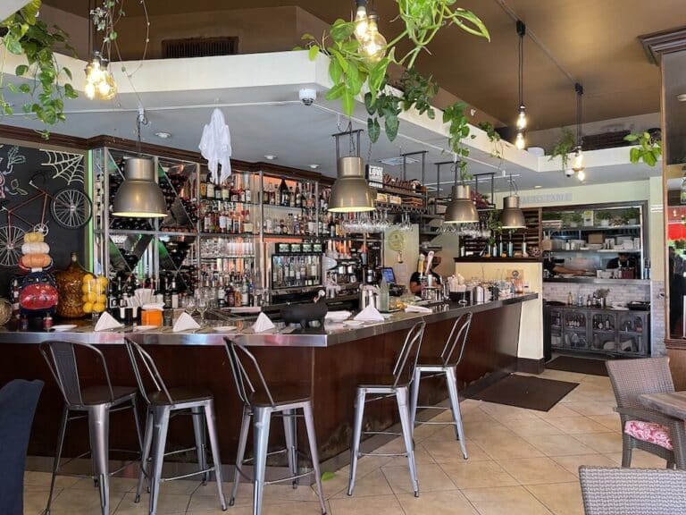 Wide view of the bar area at Oliver's Bistro in Miami Beach, FL